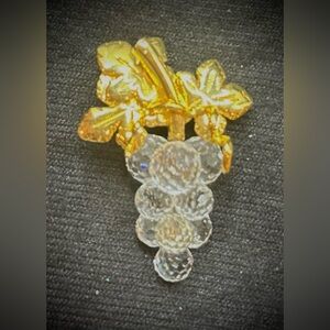 Swarovski Gold and Crystal Grape Brooch
